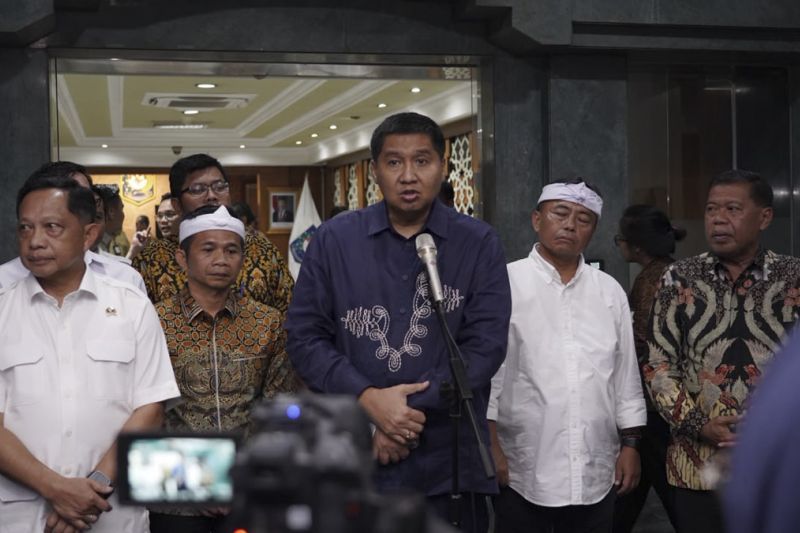 menteri-pkp-pastikan-persiapan-gentengisasi-di-plered-purwakarta