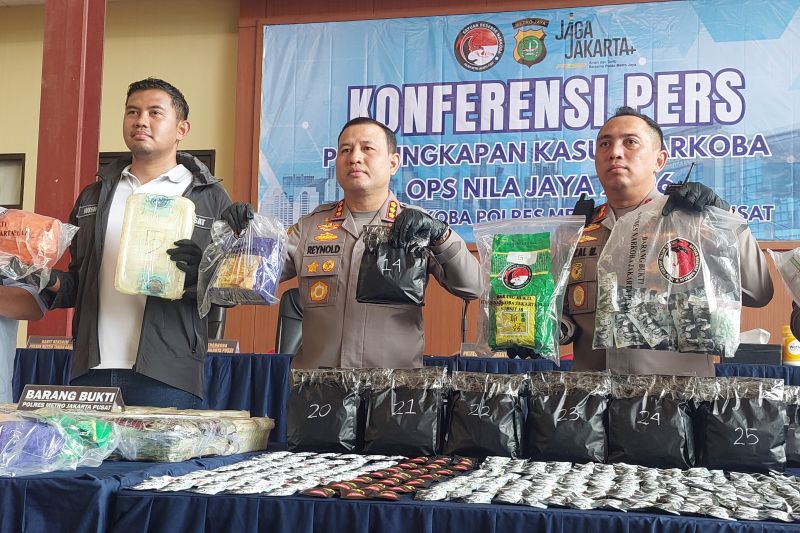polres-jakpus-tangkap-122-tersangka-narkoba-dalam-operasi-nila-jaya