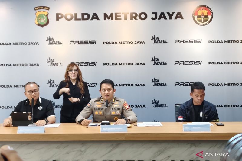 polisi-tangkap-tersangka-penipuan-sms-palsu-gunakan-fake-bts-di-mrt