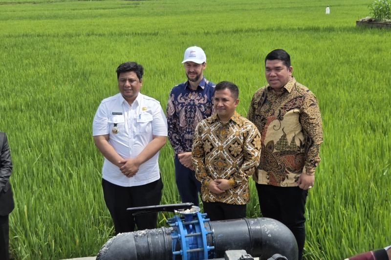 pemerintah-meresmikan-pats-samosir-guna-irigasi-82-hektare-sawah