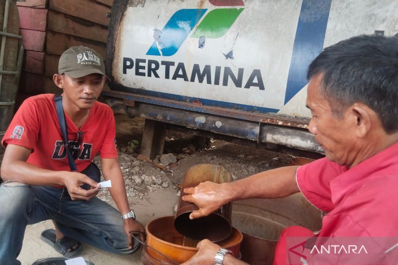 Mengarungi Samudera menjaga pasokan energi di Enggano