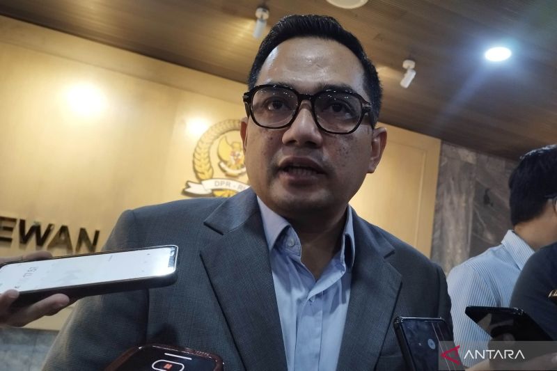 Komisi II DPR targetkan naskah dan draf RUU Pemilu selesai Desember