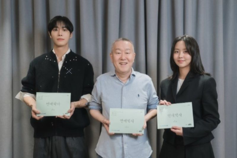 Kim So-hyun kenang Ahn Pan-seok jelang penayangan "Between Steps"