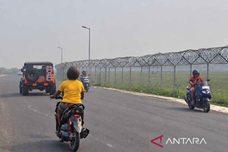 Kabut asap batalkan seluruh penerbangan di Bandara Rendani Manokwari