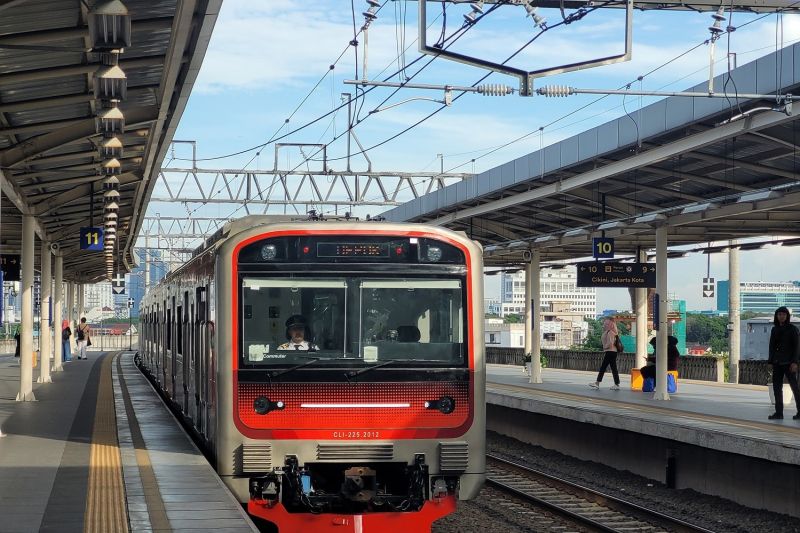 Tujuh KRL iE305 kembali beroperasi layani Commuter Line
