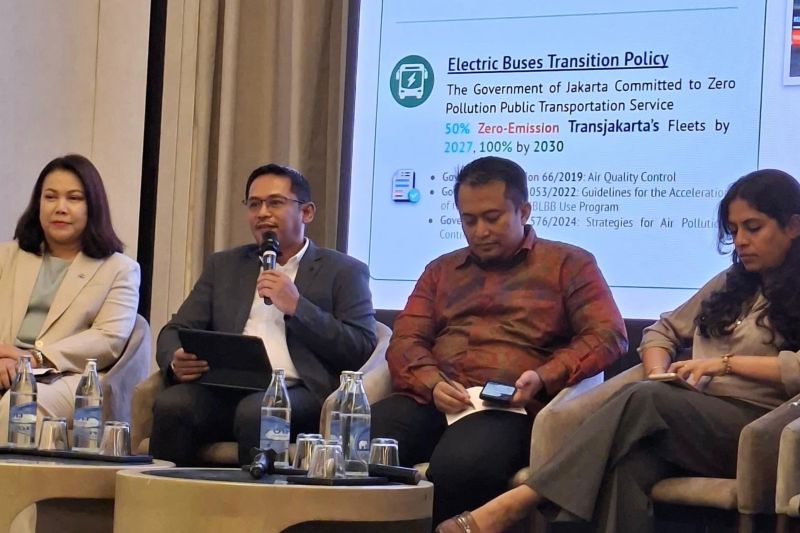 Transjakarta: Operasional bus listrik lebih hemat 5 persen per km