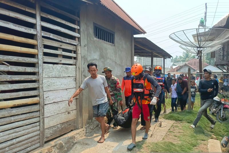 Tim SAR temukan korban tenggelam di Sungai Musi - ANTARA News Sumatera ...