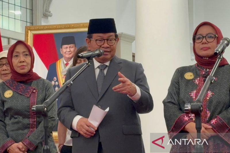 Pramono targetkan pengurusan peralihan hak tanah selesai dalam 10 hari