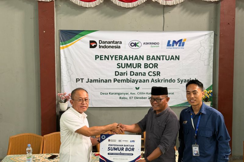 Askrindo Syariah membangun sumur bor untuk 400 KK di Bandung Barat