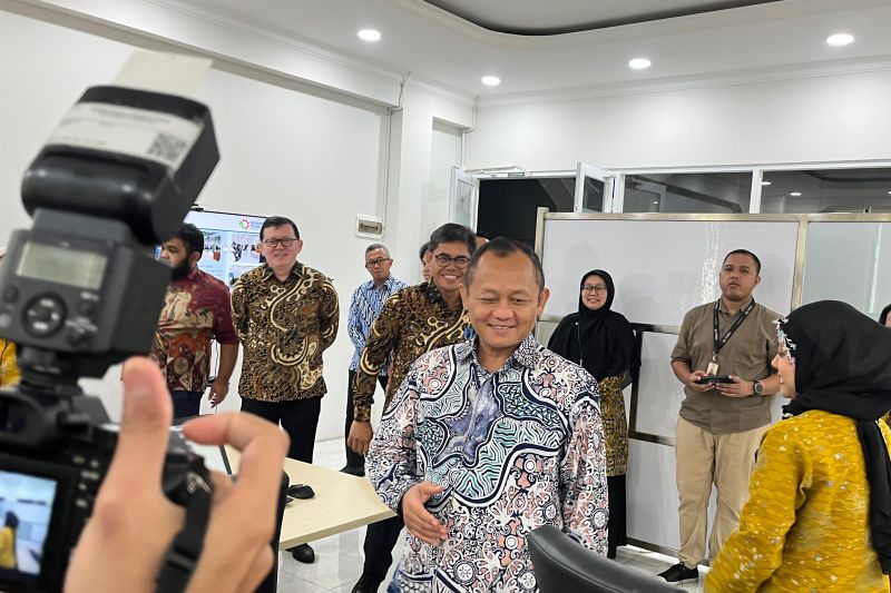 menperin-optimalisasi-pelayanan-publik-demi-pacu-daya-saing-industri