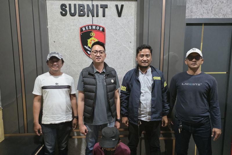 polisi-tangkap-lansia-yang-sengaja-tabrakan-diri-ke-mobil-di-jakut