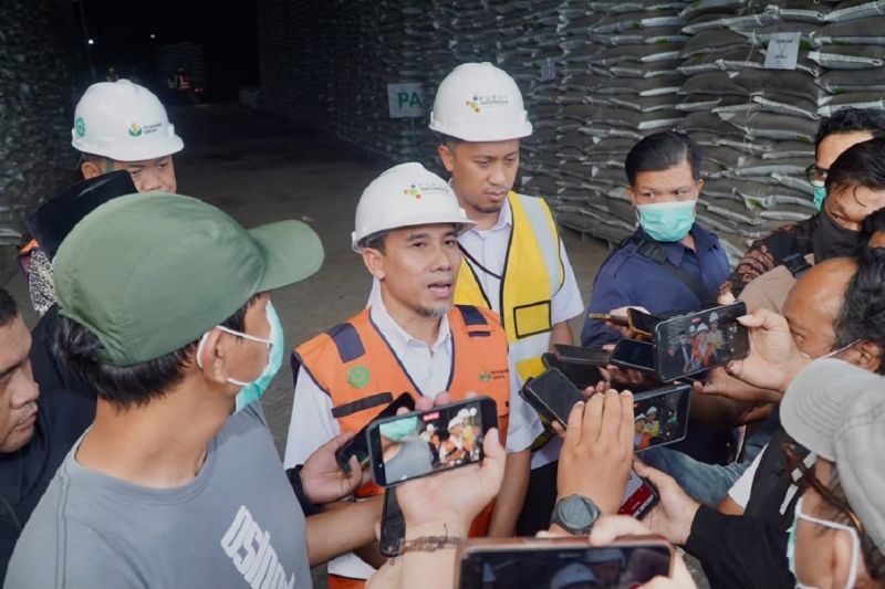 pupuk-indonesia-pastikan-stok-pupuk-bersubsidi-di-madiun-raya-aman