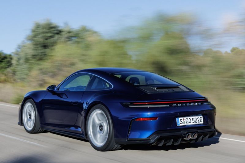 porsche-umumkan-mobil-super-anyar-bernama-mission-s