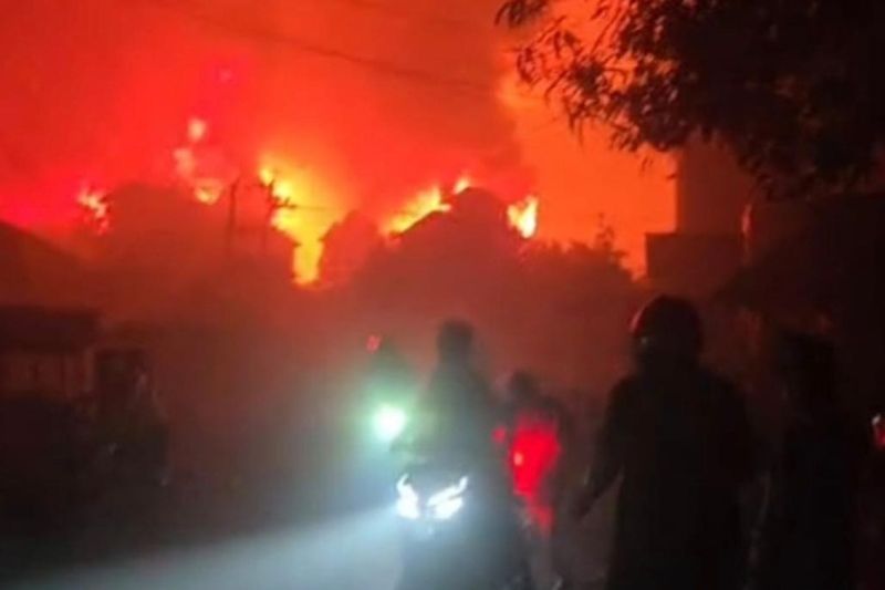 Gubernur Babel Kerahkan Dinas Terkait Atasi Musibah Kebakaran di Serdang