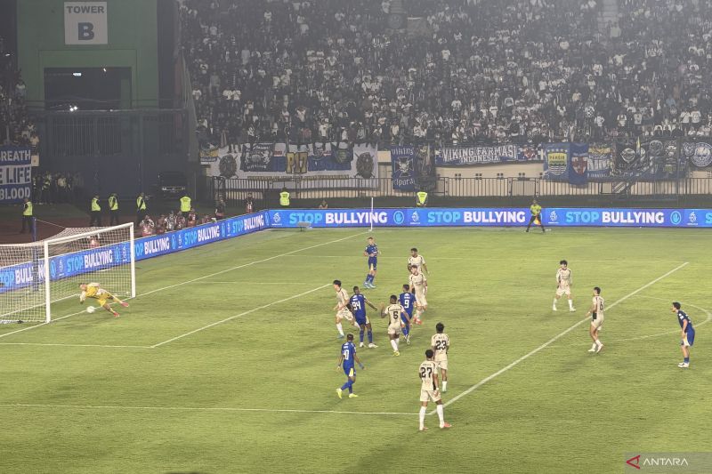 Gol Marc Klok Selamatkan Persib, Imbang 2-2 dengan Dewa United