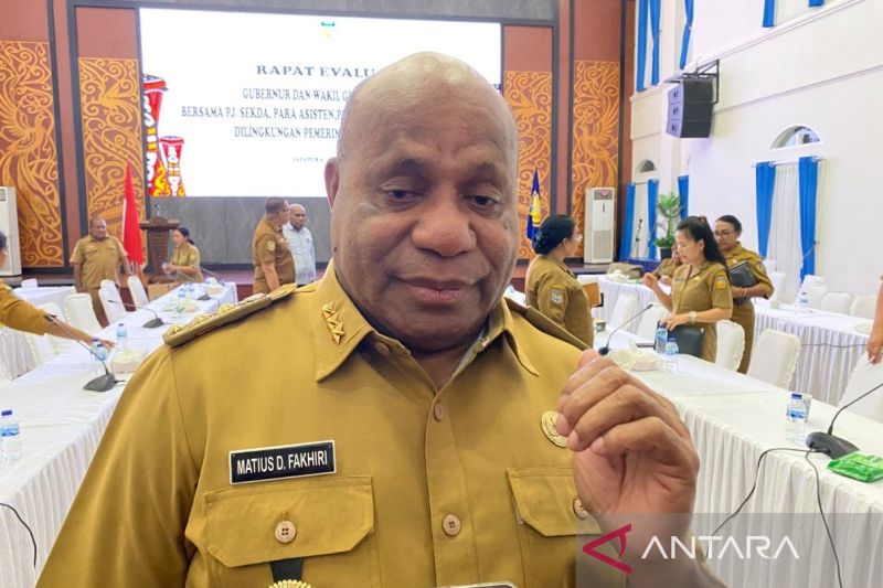 gubernur-papua-siapkan-langkah-transformatif-pulihkan-fiskal-daerah