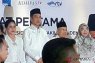 Kenakan kemeja putih, Jokowi-Ma'ruf tiba di Bidakara