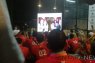 Relawan Prabowo-Sandiaga gunakan baju merah nobar debat capres