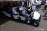 Mobil golf mudahkan difabel dan lansia menuju lokasi kampanye Jokowi