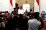 Ke Istana, Habibie ucapkan selamat ke Jokowi