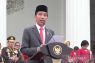 Jokowi sematkan tanda kehormatan tiga prajurit TNI