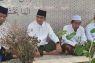 Anies ziarah ke makam KH Bisri Mustofa di Rembang