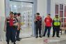 Polisi Surabaya jaga gudang logistik pemilu di setiap kecamatan
