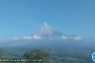 Gunung Semeru  erupsi dengan letusan setinggi 800 meter