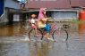 Banjir rob di Sungai Kakap Kalbar