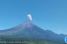 Gunung Semeru kembali erupsi dengan tinggi letusan 700 meter