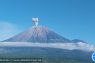 Gunung Semeru hari ini erupsi lima kali dengan tinggi hingga 1 km