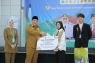 Gubernur Babel serahkan beasiswa kepada 684 mahasiswa