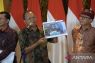 Gubernur Bali perintahkan penghentian pembangunan lift Kelingking