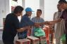 Warga terdampak angin kencang terima bantuan dari Pemkot Pematangsiantar