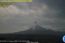 Semeru erupsi disertai letusan awan panas sejauh 3,5 km