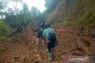 Satu desa di Merangin terisolasi akibat jalan tertimbun longsor