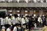 Gibran dan keluarga shalat Idul Adha di Masjid Istiqlal
