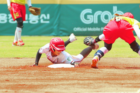 SOFTBALL PUTRI INDONESIA VS CHINA