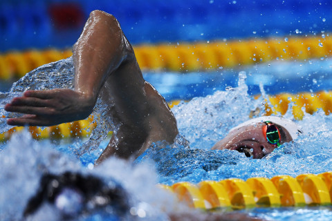 RENANG PENYISIHAN GAYA BEBAS PUTRA 200 METER