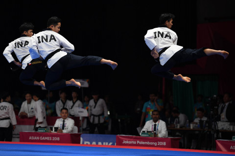 Taekwondo beregu putra Indonesia