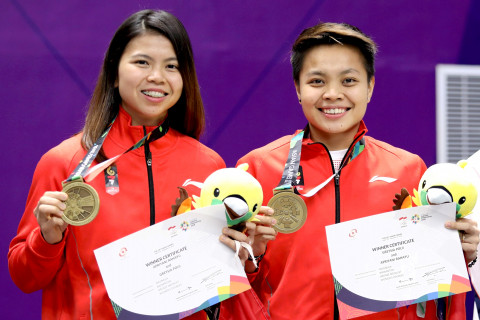 BULU TANGKIS MEDALI PERUNGGU GANDA PUTRI INDONESIA