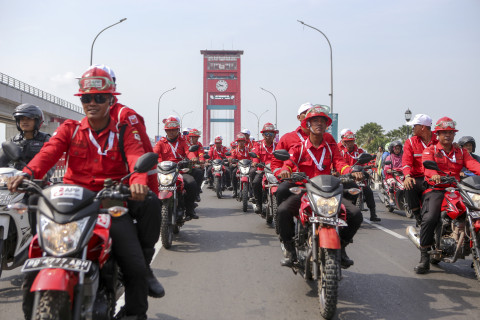 DUKUNG PAWAI OBOR ASIAN GAMES