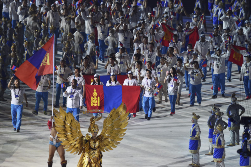 DEFILE KONTINGEN MONGOLIA