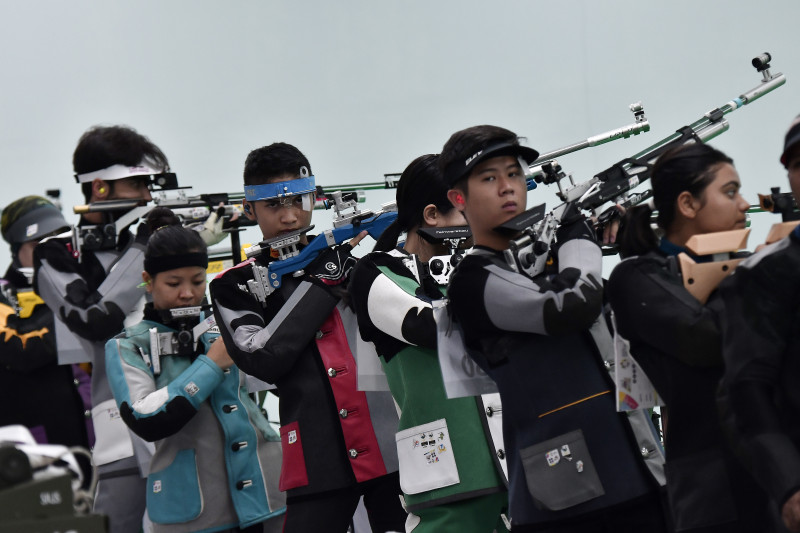 MENEMBAK - AIR RIFLE MIXED TEAM PENYISIHAN