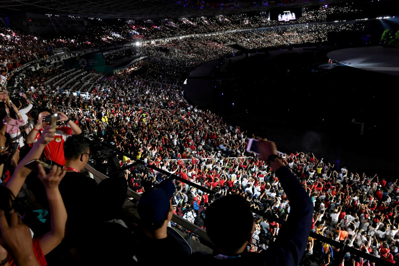 UPACARA PEMBUKAAN ASIAN GAMES