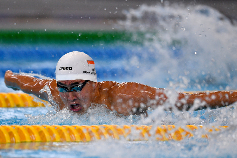 PENYISIHAN GAYA KUPU-KUPU PUTRA 200 METER