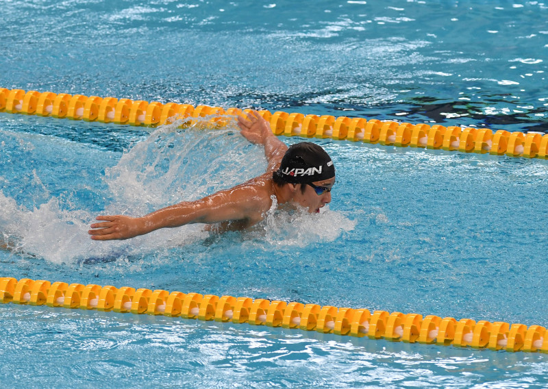 RENANG PENYISIHAN GAYA KUPU-KUPU PUTRA 200 METER