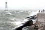 Gelombang Selat Sunda Setinggi 1,5 Meter