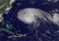 Badai Bill Kacaukan Bermuda, Menuju East Coast AS