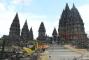 Warga Jakarta Tertarik Candi Prambanan